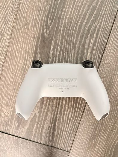 PlayStation 5 Digital Edition + Controller & Headset. Excellent Condition