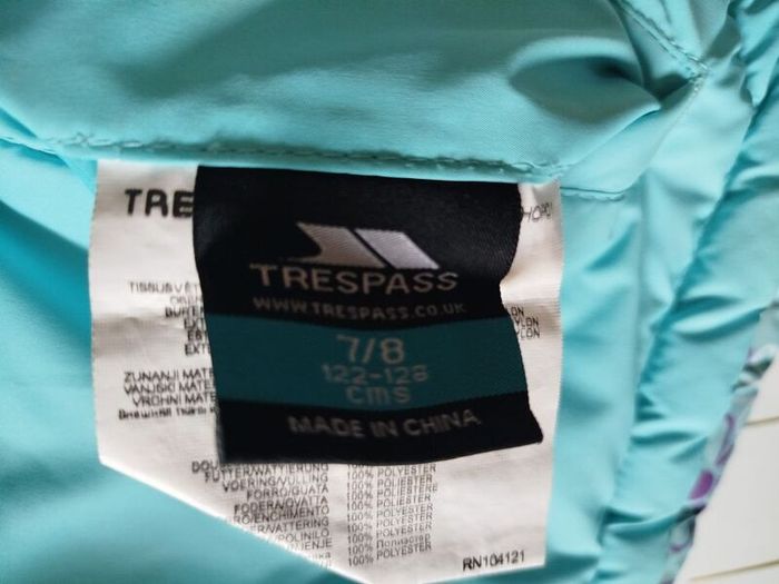 Trespass girls padded bodywarmer gilet reversible design