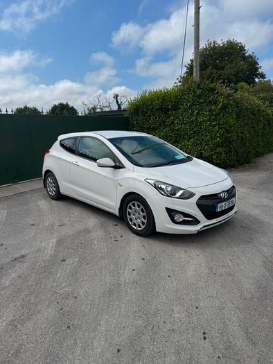 Hyundai I30 commercial van