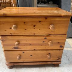 Lovely Solid 3 Drawer Pine Chest Of Drawers - Cabinet - Can Deliver