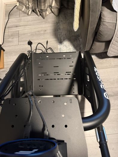 Playseat Trophy - Racing Seat with Cockpit - Direct Drive Capable