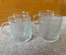 Set of 4 Vintage Clear Glass Floral Mugs