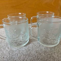 Set of 4 Vintage Clear Glass Floral Mugs