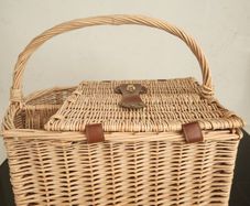 Picnic basket