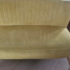 Yellow / mustard velvet seat