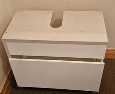 under sink  cabinet