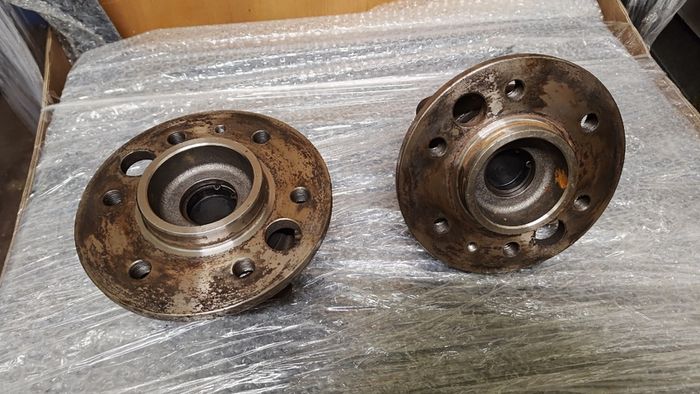 Van wheel Bearing chub , Rear. For Vw Crafter and Sprinter 906 - 907 2006-2025