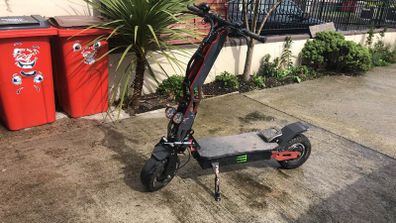 Electric scooter