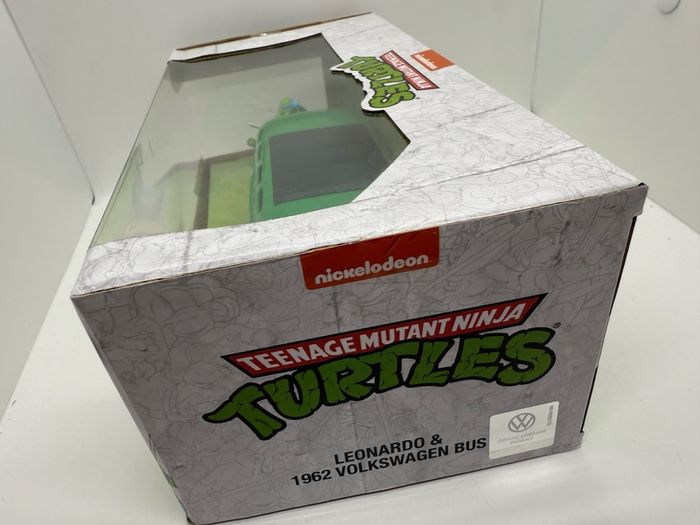 Jada 1:24 TMNT Teenage Mutant Ninja Turtles LEONARDO & 1962 VOLKSWAGEN VW BUS Model diecast die cast