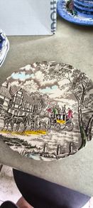 Myott Royal Mail Fine Staffordshire Ironstone Dinner Plate 10 inches, Made in England could used as wall hanging plate.