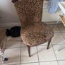 Table and chairs Image 4