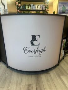 Reception desk