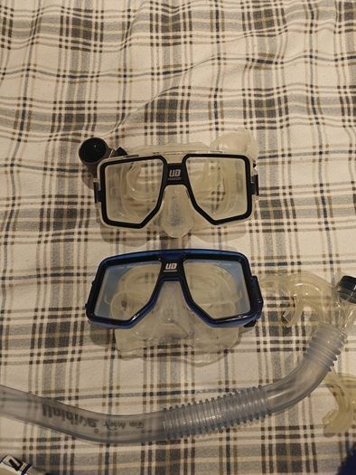 Snorkeling gear