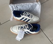 ladies trainers