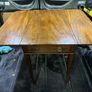 Antique George III Mahogany Pembroke Table (c. 1790) - Brass Castors Image 3
