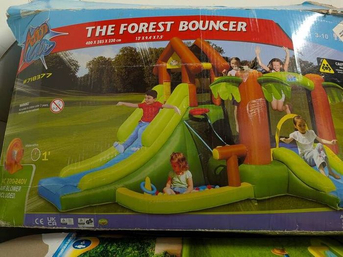 Toddler/Kids bouncing castle