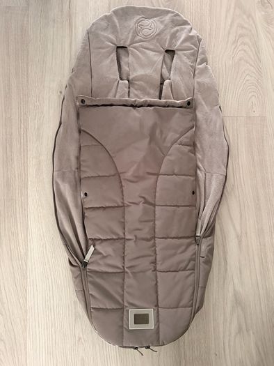Cybex e-Priam (electric)
