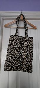 1stxuelie Leopard Print Tote Bag