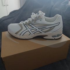 Asics Gel Ds Trainers Brand New Size 6