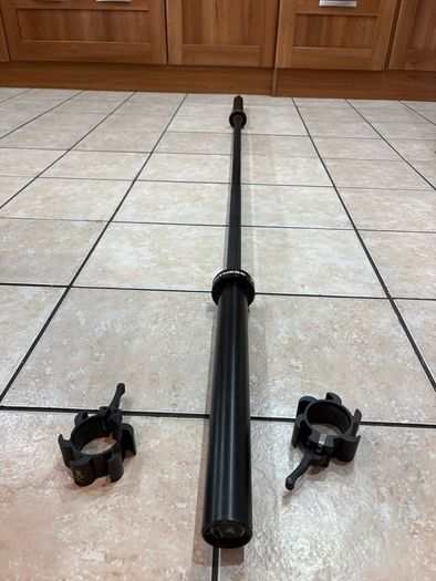 Hit 600kg Rated Pro 7 Foot 20kg Olympic Barbell!!