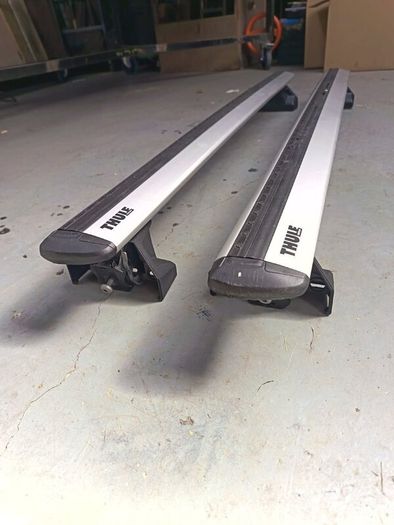 Thule roof racks and footings