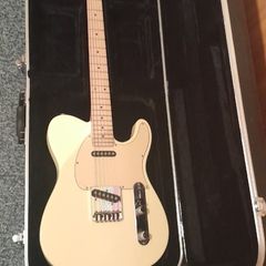 G&L Tribute Series ASAT Classic Telecaster