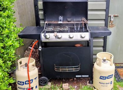 George Foreman 4 Burner Gas Barbeque