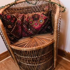 wicker peacock chair