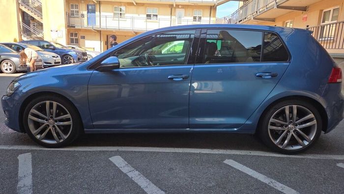 2016 VW Golf / Sunroof / Only 58k km / Fresh NCT