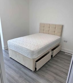small double bed