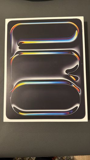 iPad Pro 13-inch,256GB (M5 2025) WiFi+ Cellular (IRISH STOCK) Brand New Sealed 1 year Apple warranty