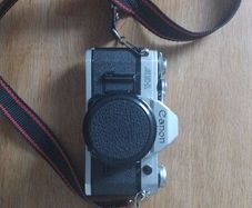 Canon camera SLR