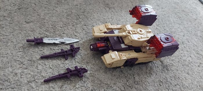 Transformer blitzwing