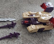 Transformer blitzwing