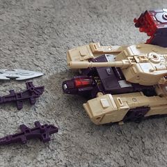 Transformer blitzwing