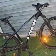 Trek marlin 5 mountain bike