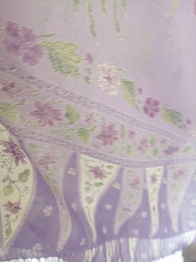 Silk Wrap/Shaw, Large 40/80" Lilac with Mauve/Green/Cream Design