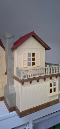 Sylvanian Bundle with Light Up House