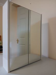 Bathroom cabinet