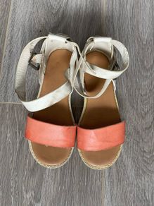 Girls Zara Sandals: Size 13