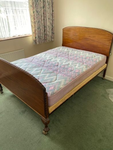 4 ft bed.