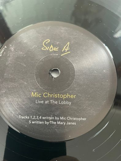 Mic Christopher - Live At The Lobby