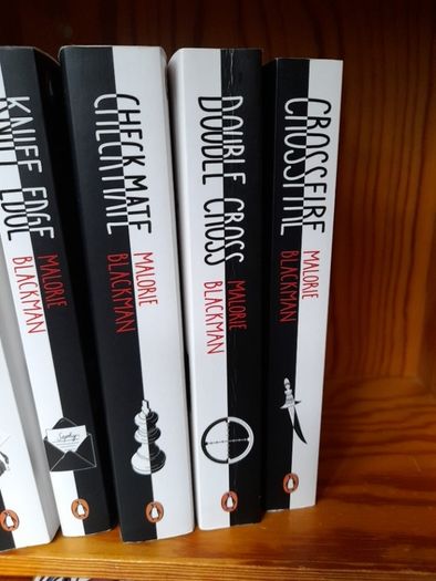 Noughts and Crosses series (price per book)