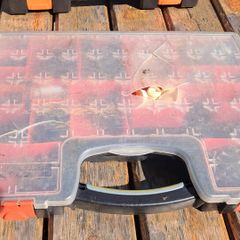 box screws