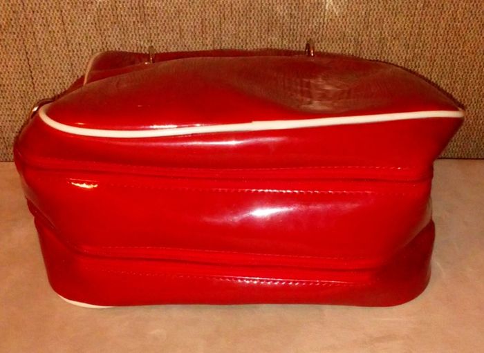 Retro Style Handbag