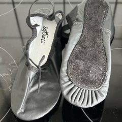 Irish dancing shoes size 3