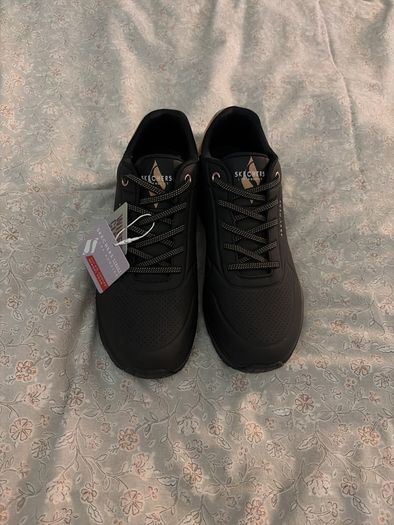 Skechers Women's Uno Lace Trainer size 5,5