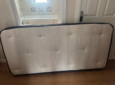 Free Single Mattress