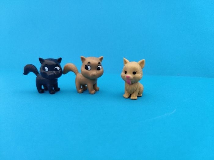 Cat Figures (paw patrol)