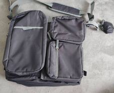 Doomoo Basics Baby Travel Bag  2 in1 Changing Bag and Travel Cot